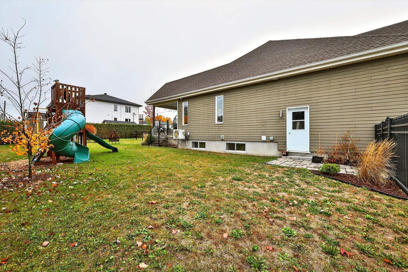 Overall view - 12115 Rue Paul-Sauvé, Mirabel, QC - Outdoor With Exterior