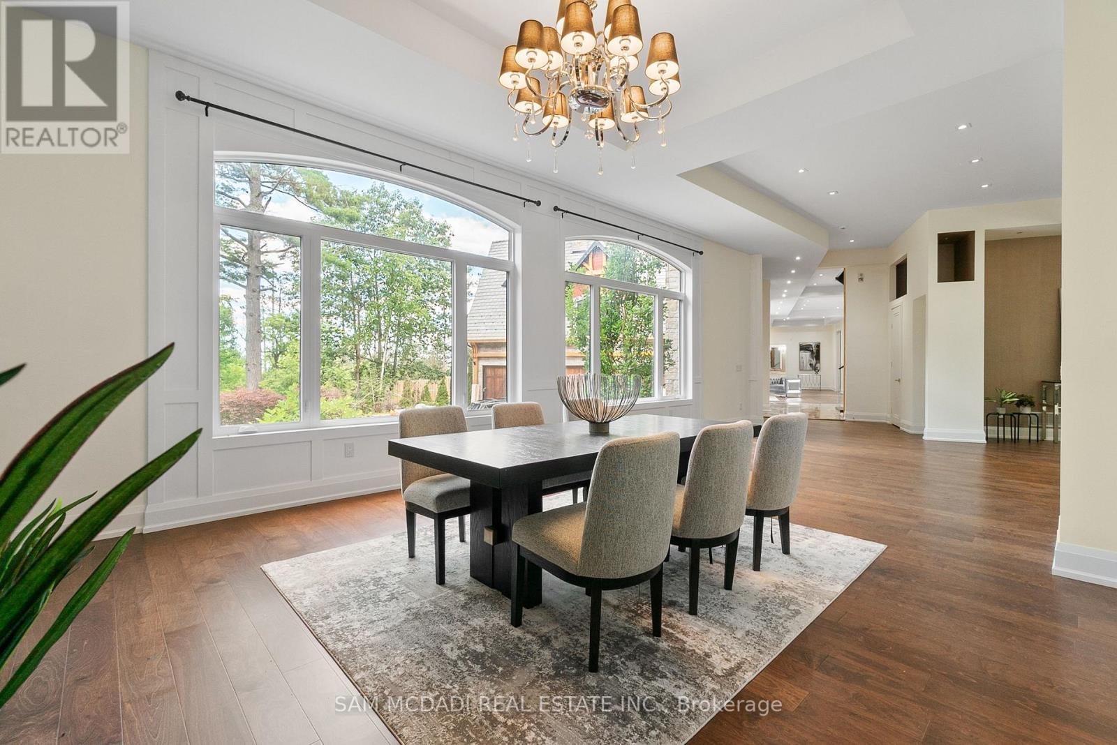 15 Glenview Heights Lane, King, ON - Indoor Photo Showing Dining Room