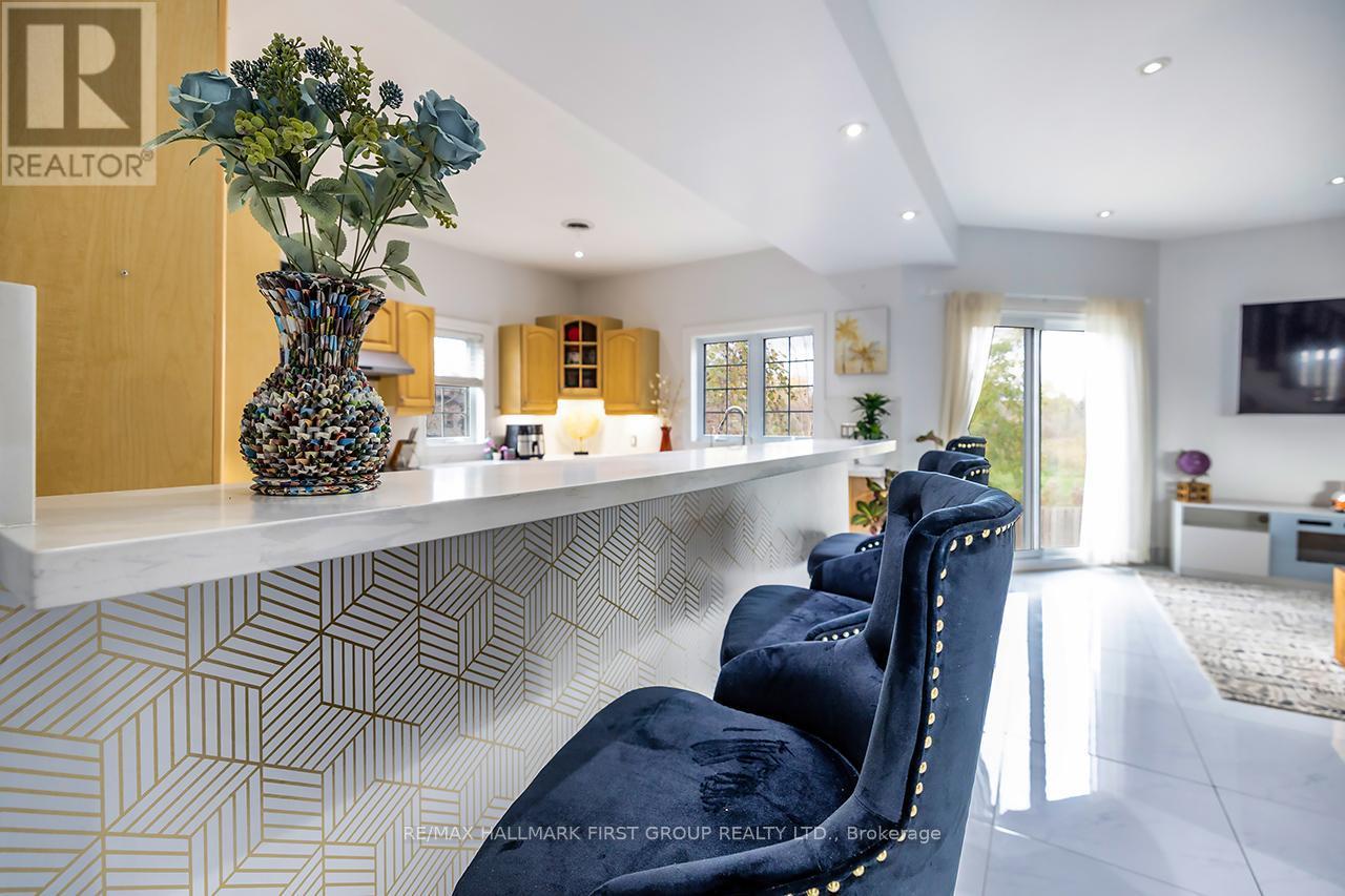 55 Ontoro Boulevard, Ajax, ON - Indoor