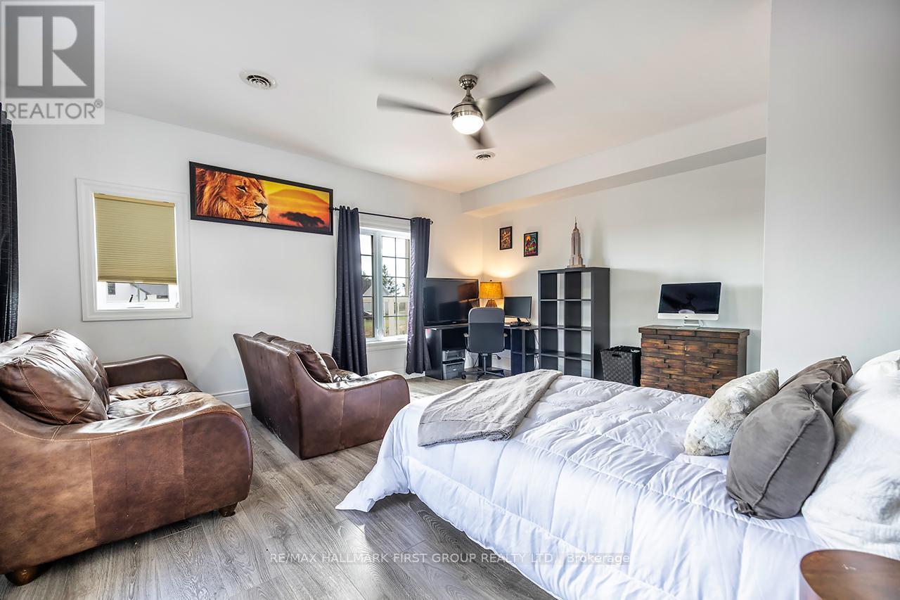 55 Ontoro Boulevard, Ajax, ON - Indoor Photo Showing Bedroom