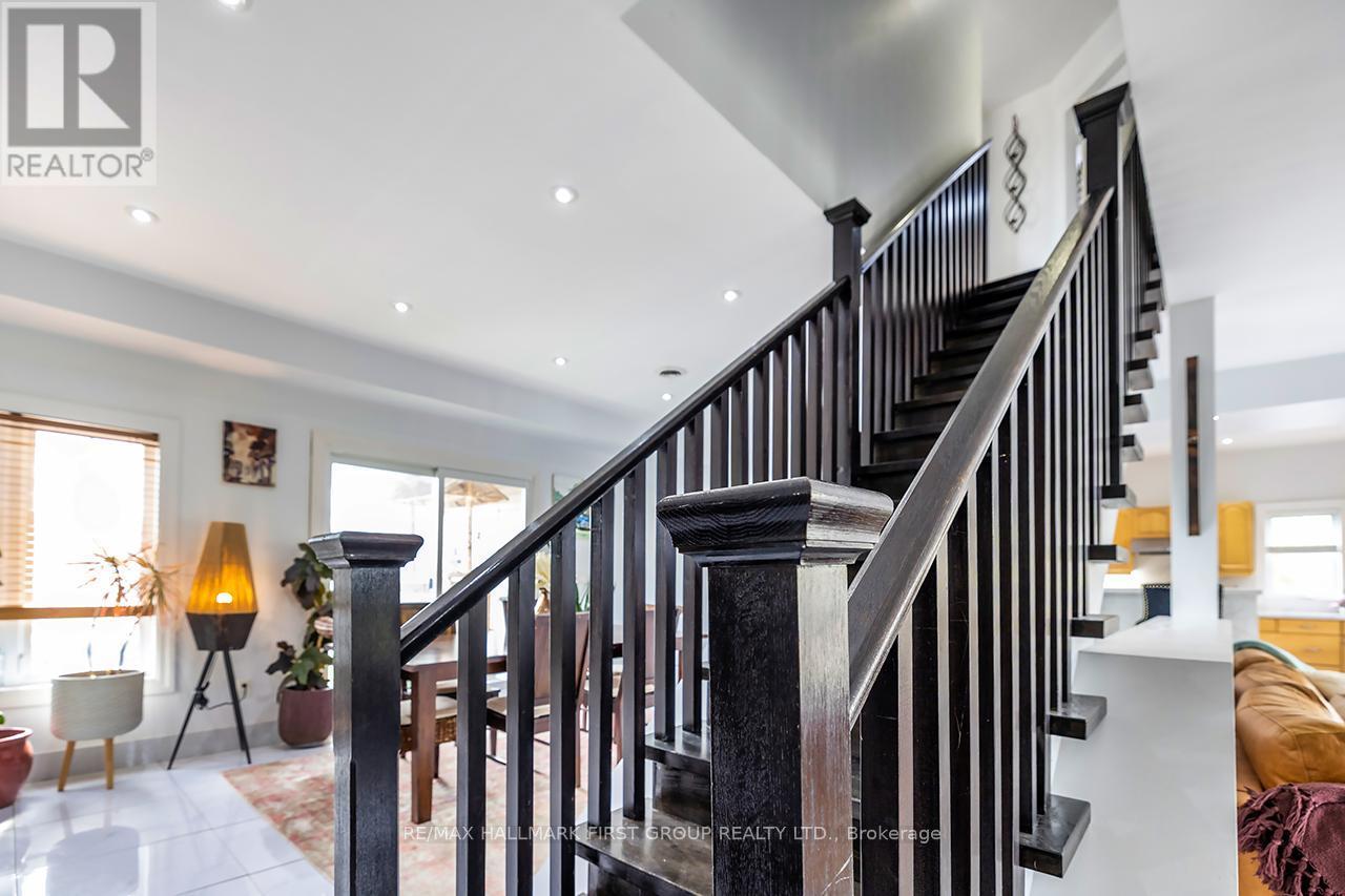 55 Ontoro Boulevard, Ajax, ON - Indoor Photo Showing Other Room