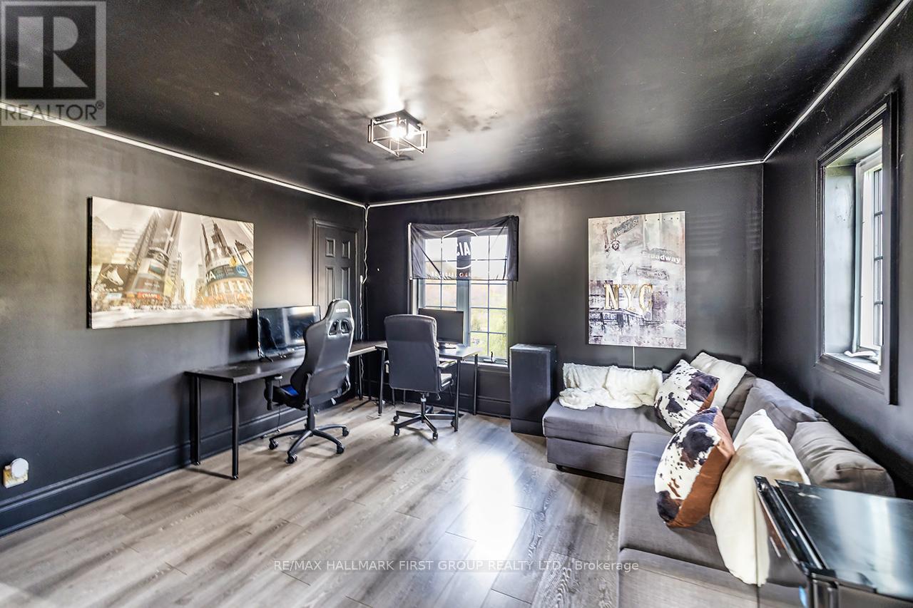 55 Ontoro Boulevard, Ajax, ON - Indoor