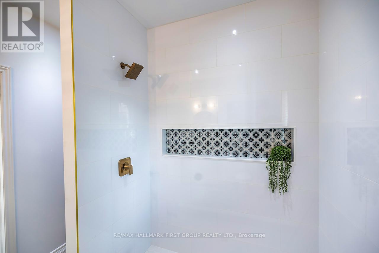 55 Ontoro Boulevard, Ajax, ON -