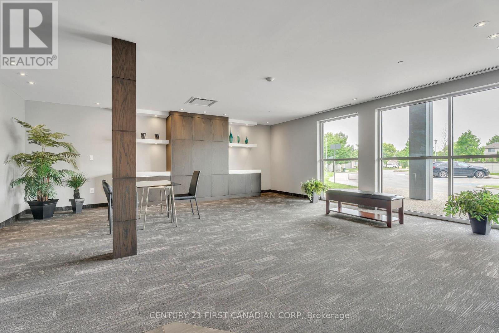 411 - 1705 Fiddlehead Place, London North (North R), ON - Indoor