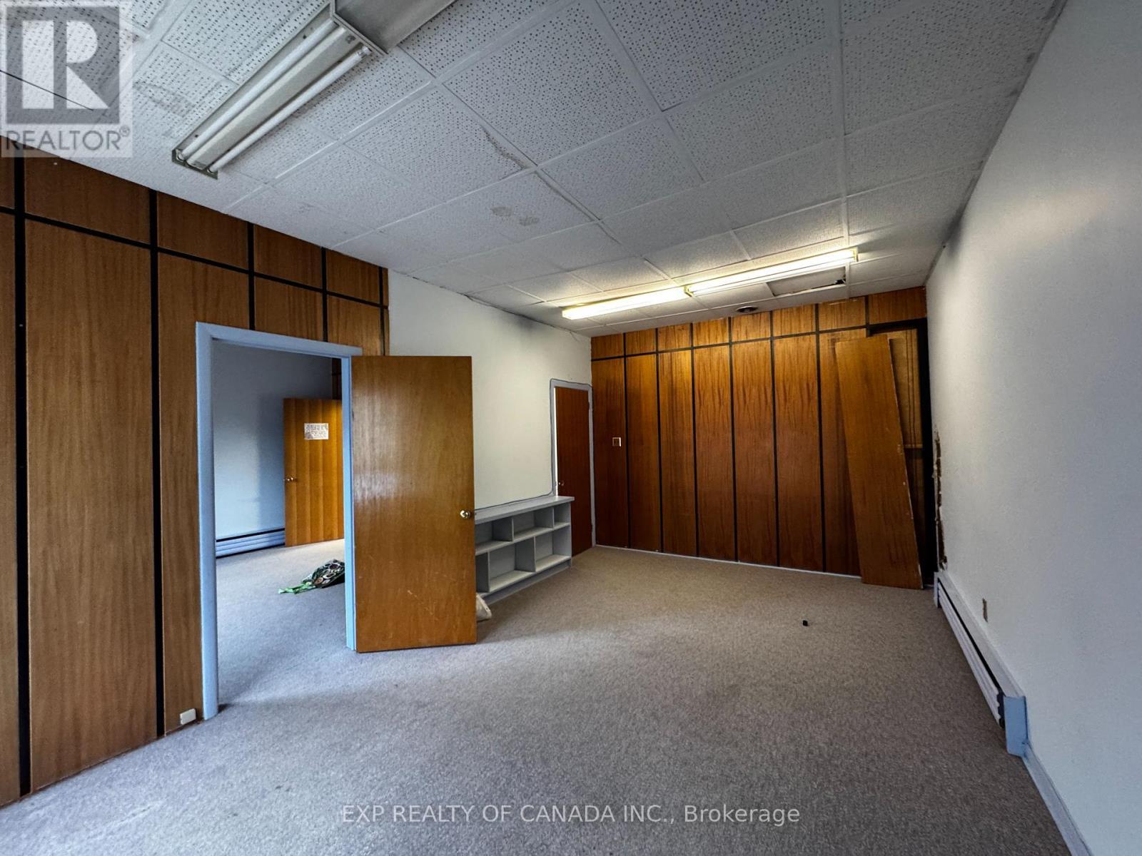 259-263 Third Avenue, Timmins (Tne - Central), ON