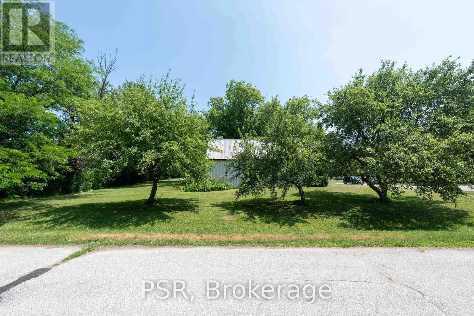 10 Kingscross Drive, King, ON - Outdoor