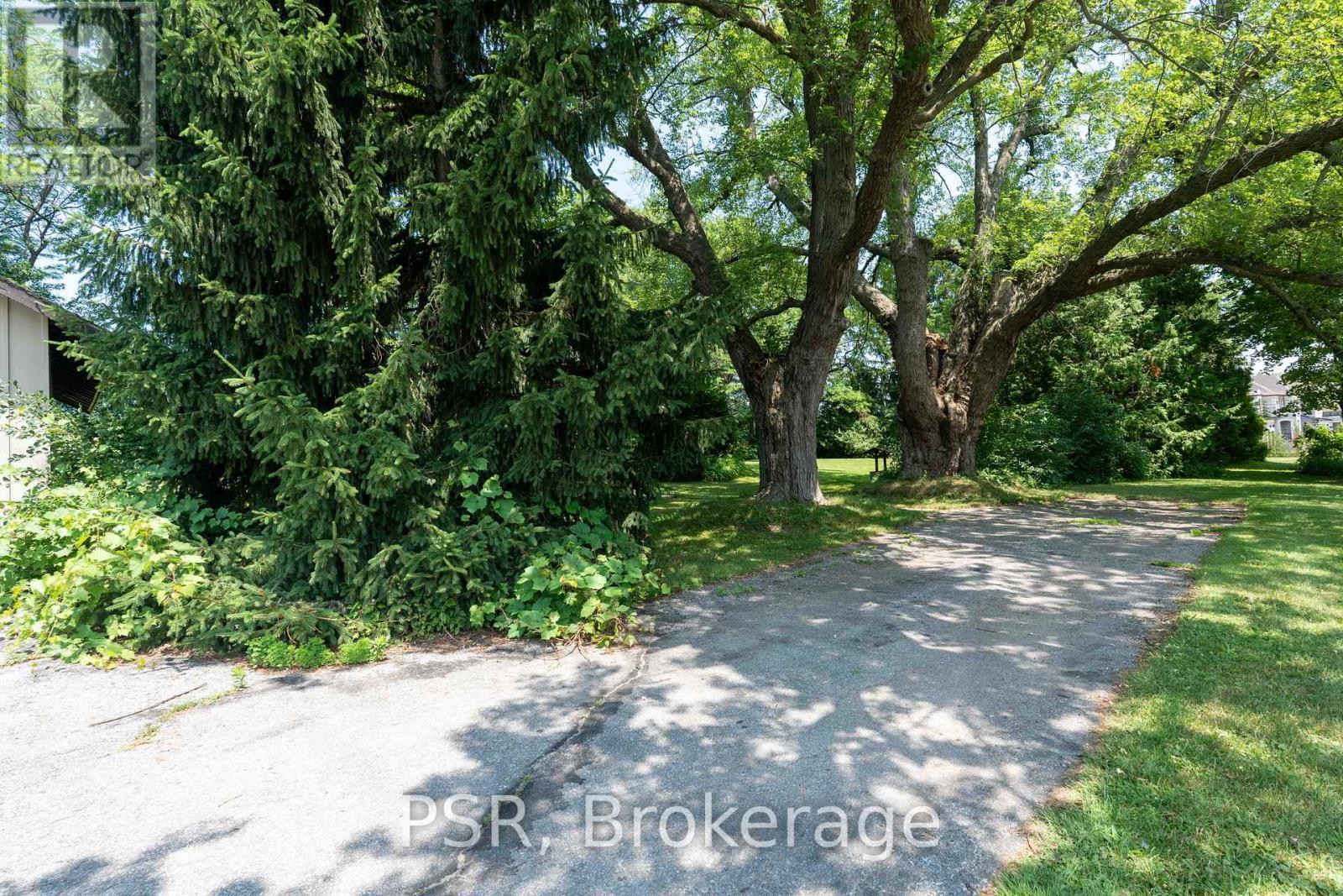 10 Kingscross Drive, King, ON - Outdoor