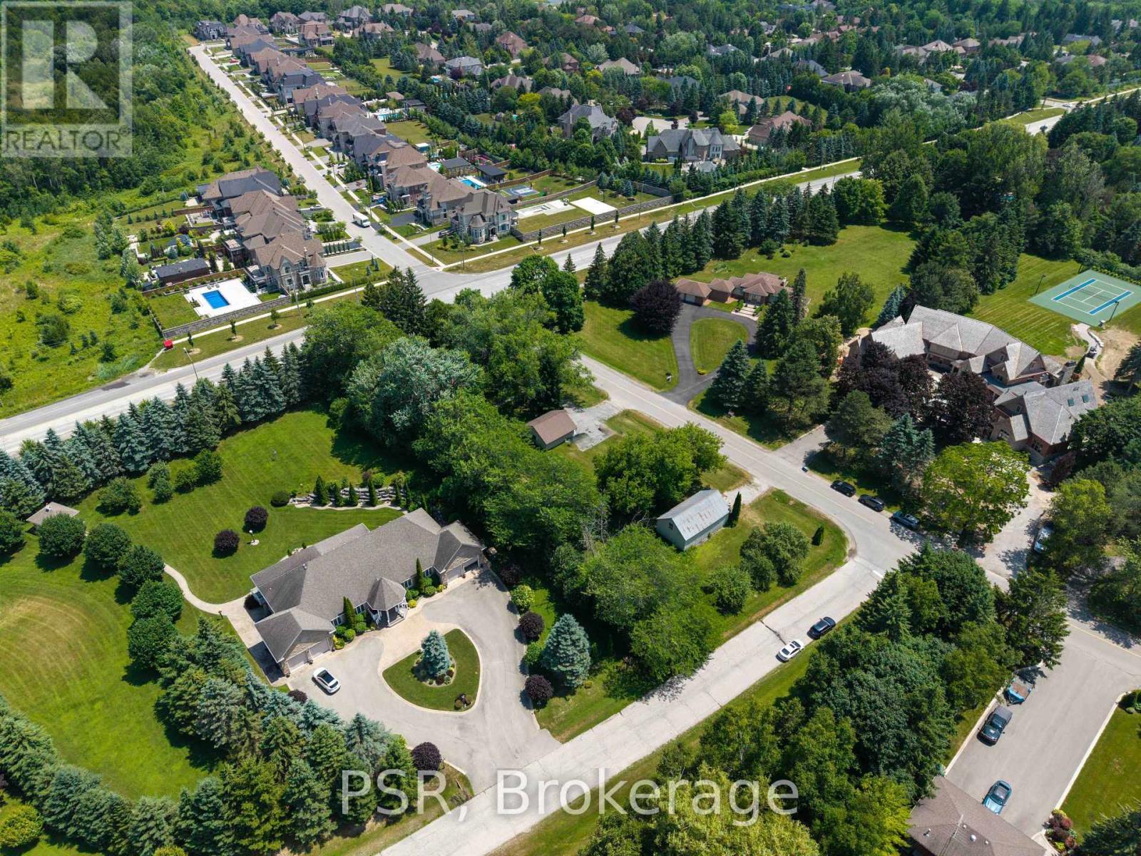 10 Kingscross Drive, King, ON - Outdoor With View