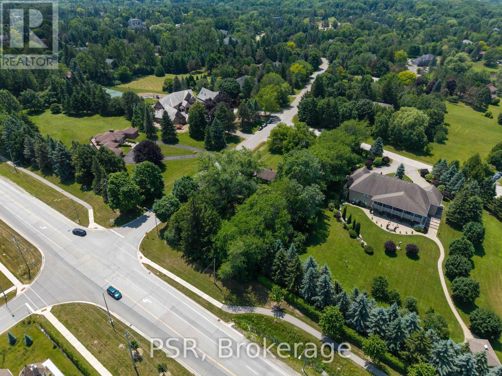 10 Kingscross Drive, King, ON - With View