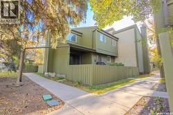 3 215 Primrose DRIVE  Saskatoon, SK S7K 5E4