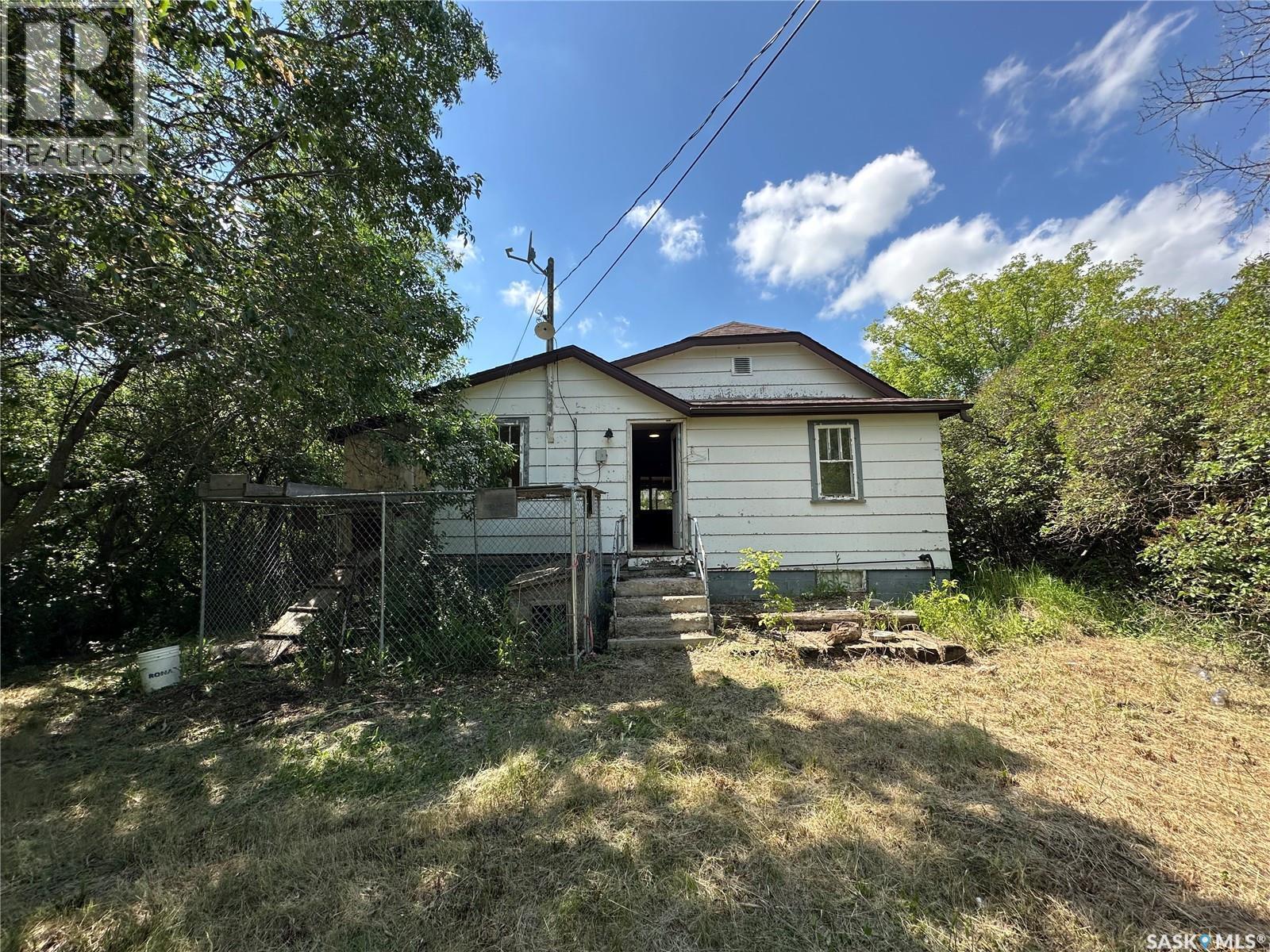 48 Helena Street, Prud'Homme, SK - Outdoor