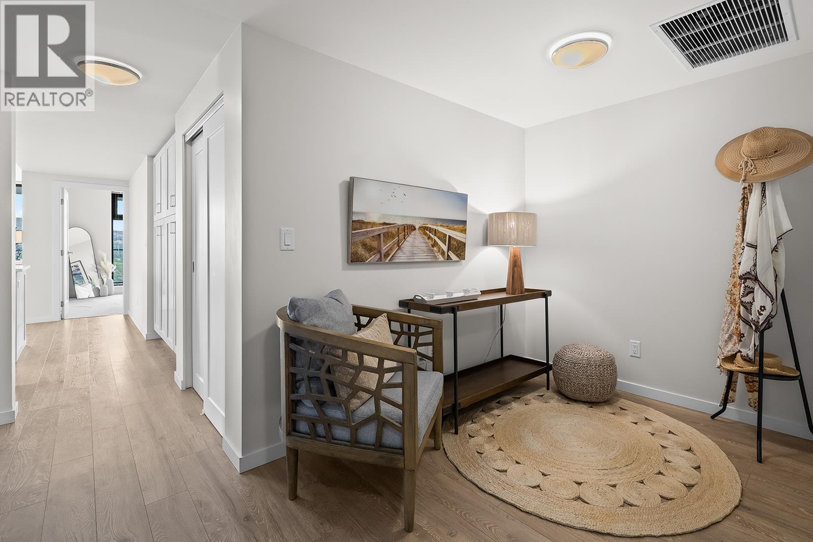 485 Groves Avenue Unit# 1201, Kelowna, BC - Indoor Photo Showing Other Room