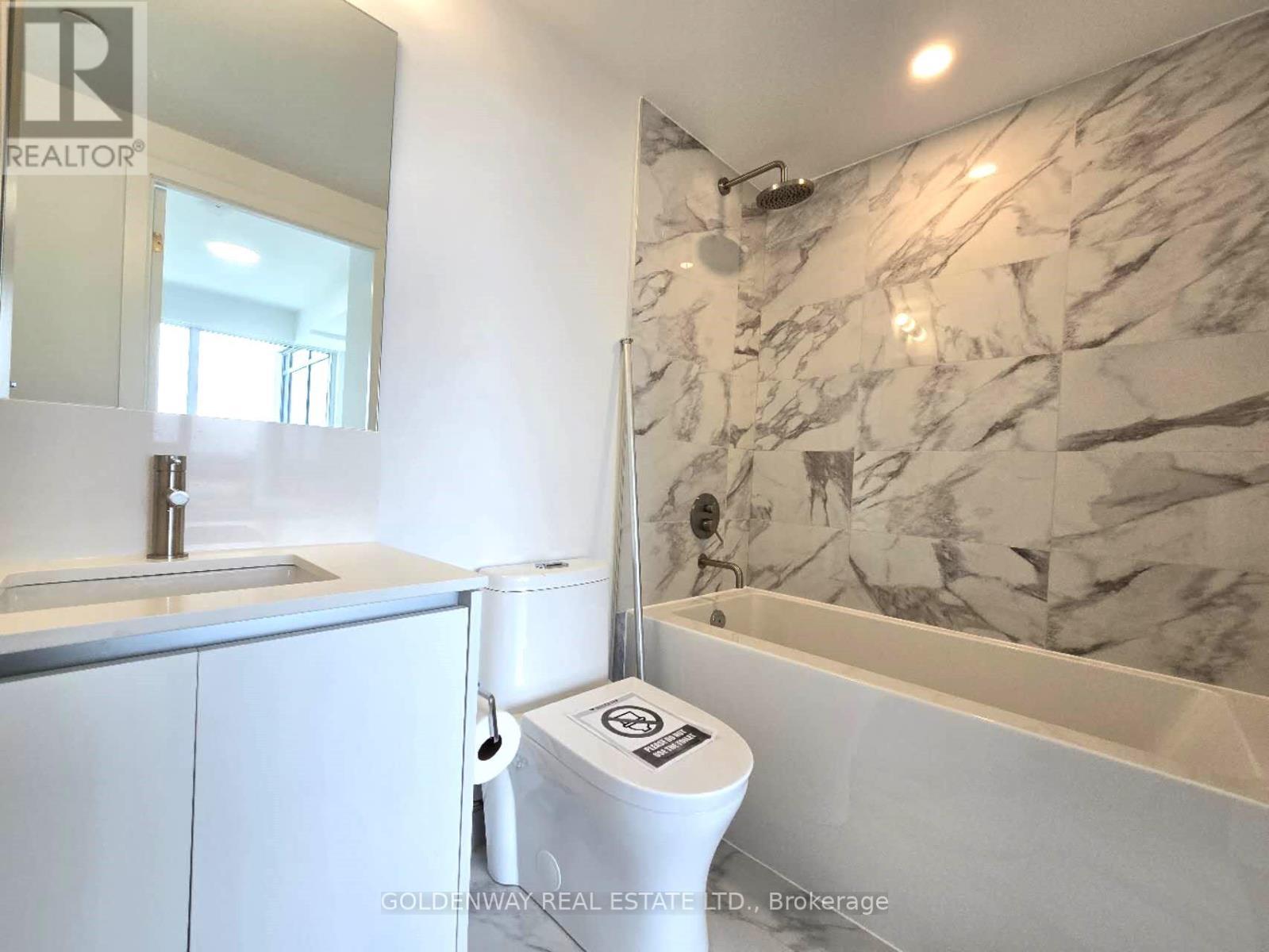 1216 - 1100 Sheppard Avenue W, Toronto, ON - Indoor Photo Showing Bathroom