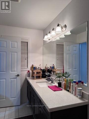 8 Vanhorne Close, Brampton, ON - Indoor