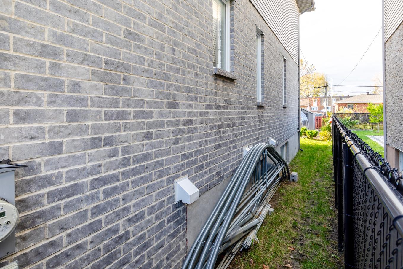 Exterior - 5808 Rue Alphonse, Brossard, QC - Outdoor With Exterior