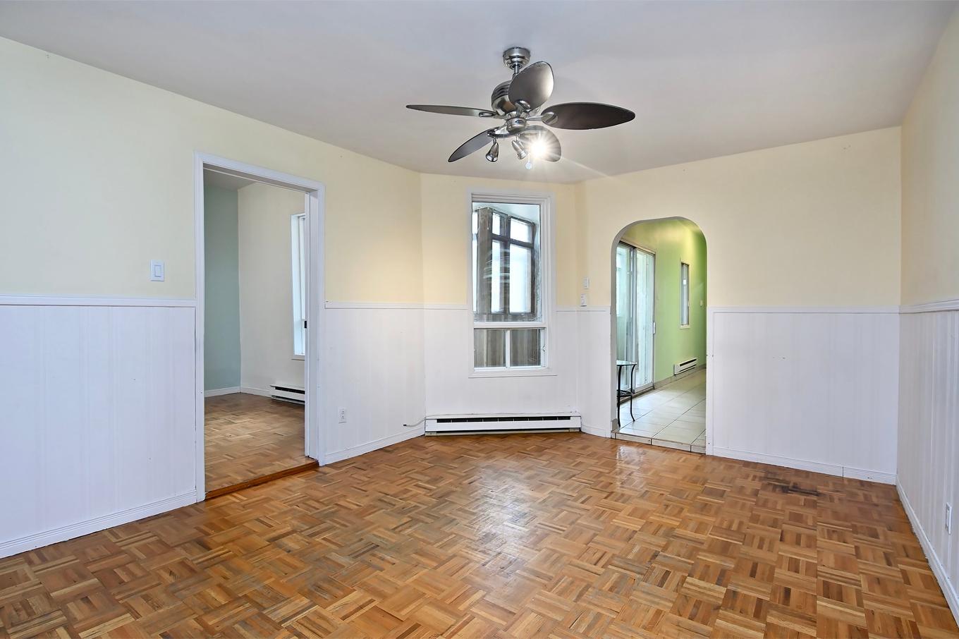 Living room - 3907 - 3911 Rue Berri, Montréal (Le Plateau-Mont-Royal), QC - Indoor Photo Showing Other Room