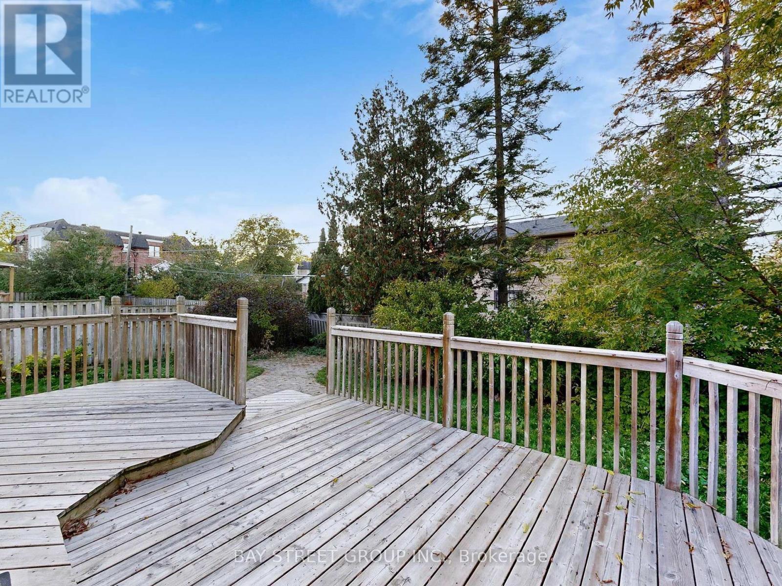 8 Overton Crescent, Toronto, ON - Outdoor With Deck Patio Veranda