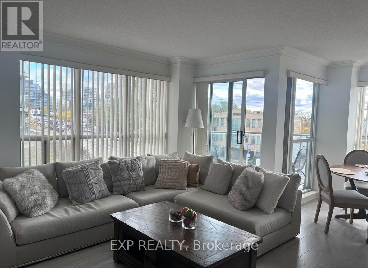 Living/Dining Room - 510 - 2 Clairtrell Road, Toronto, ON - Indoor Photo Showing Living Room