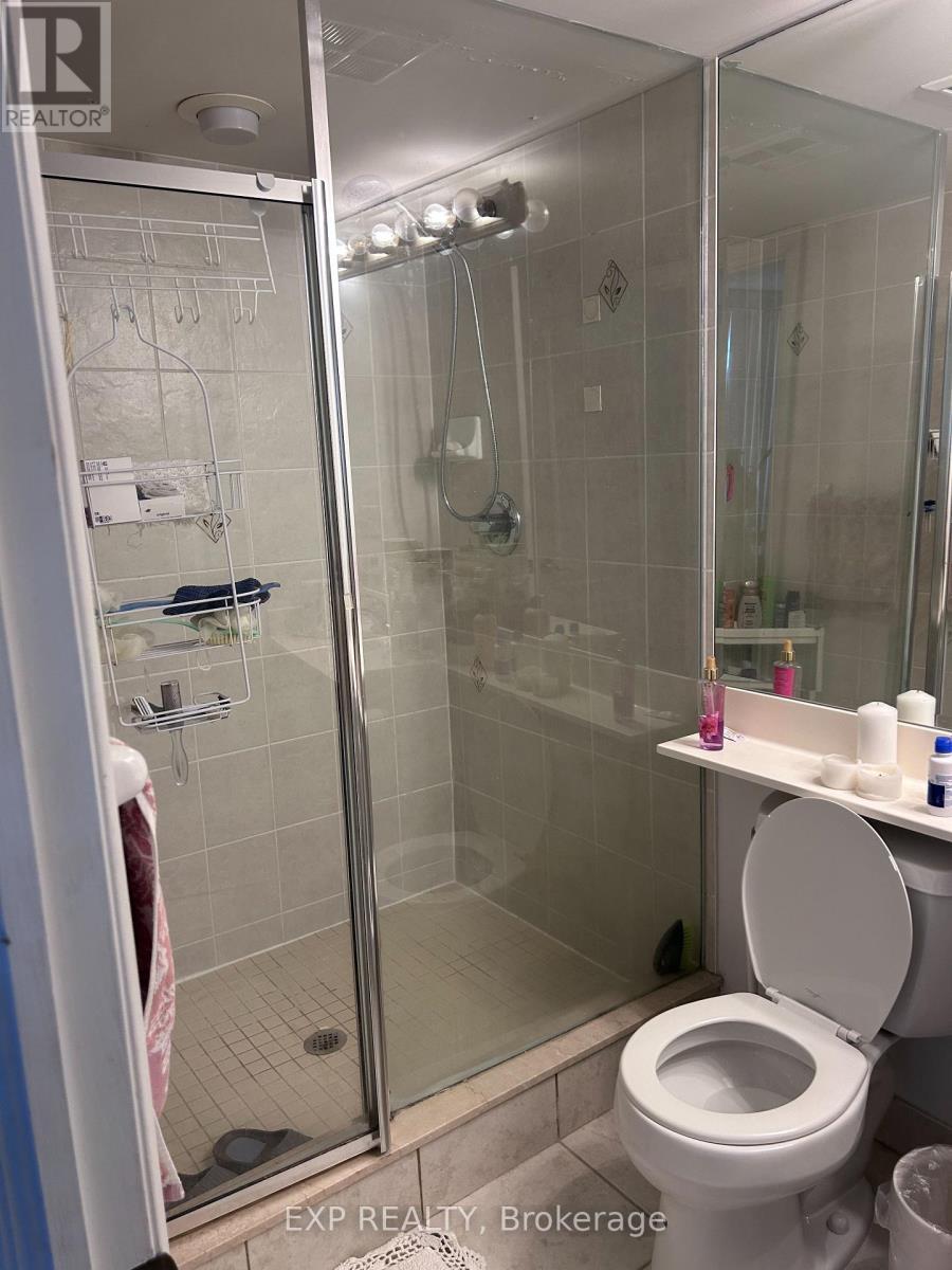 Ensuite bathroom - 510 - 2 Clairtrell Road, Toronto, ON - Indoor Photo Showing Bathroom