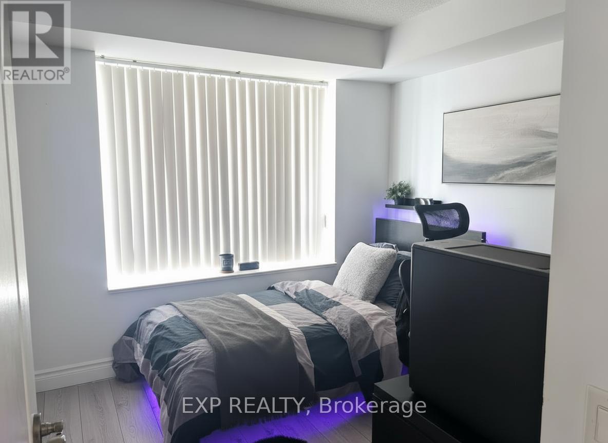 2nd Bedroom - 510 - 2 Clairtrell Road, Toronto, ON - Indoor Photo Showing Bedroom