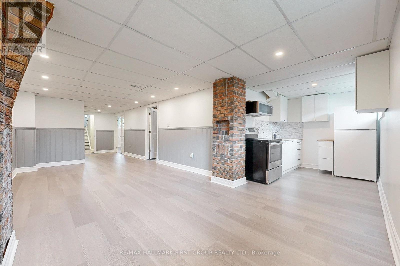 Bsmt - 1443 Connery Crescent, Oshawa, ON - Indoor Photo Showing Kitchen With Fireplace