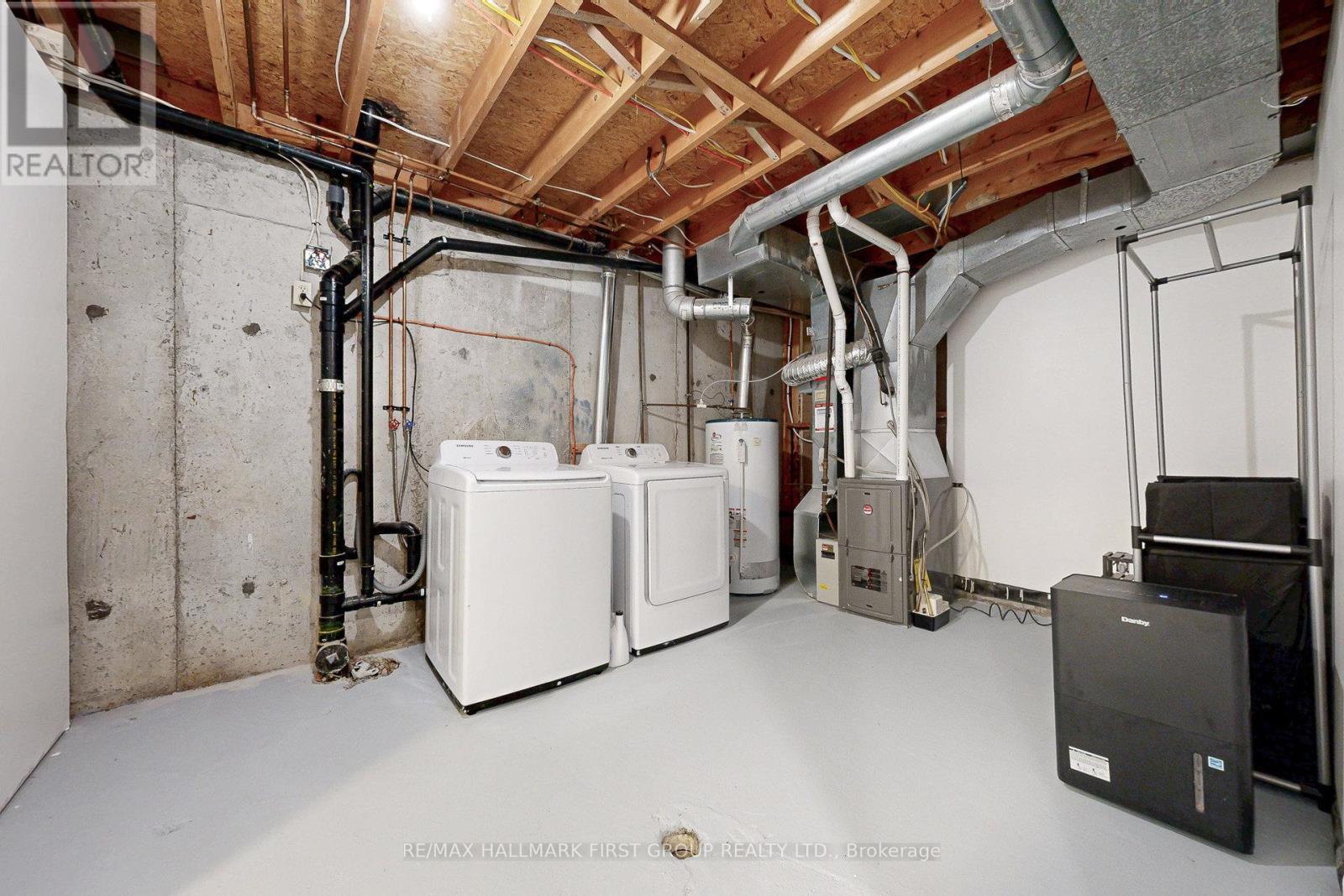 Bsmt - 1443 Connery Crescent, Oshawa, ON - Indoor Photo Showing Laundry Room