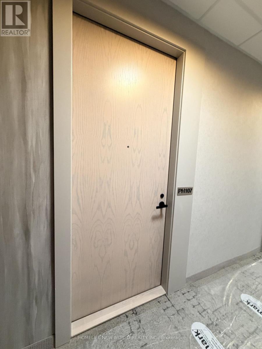 Ph107 - 28 Interchange Way, Vaughan, ON - Photo Showing Other Room