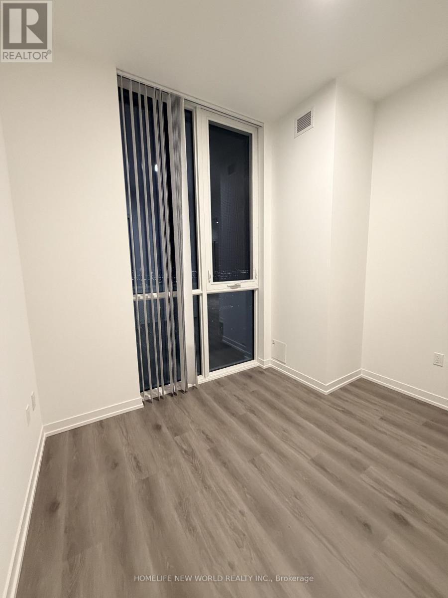 Ph107 - 28 Interchange Way, Vaughan, ON - Indoor Photo Showing Other Room