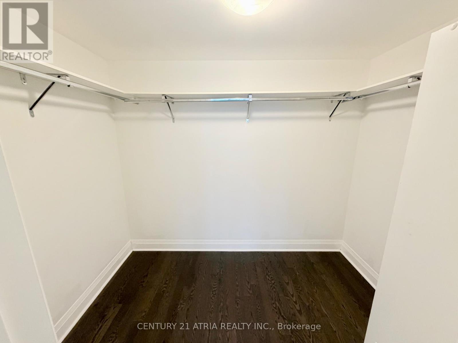 110 Little Creek Road, Mississauga, ON - Indoor With Storage