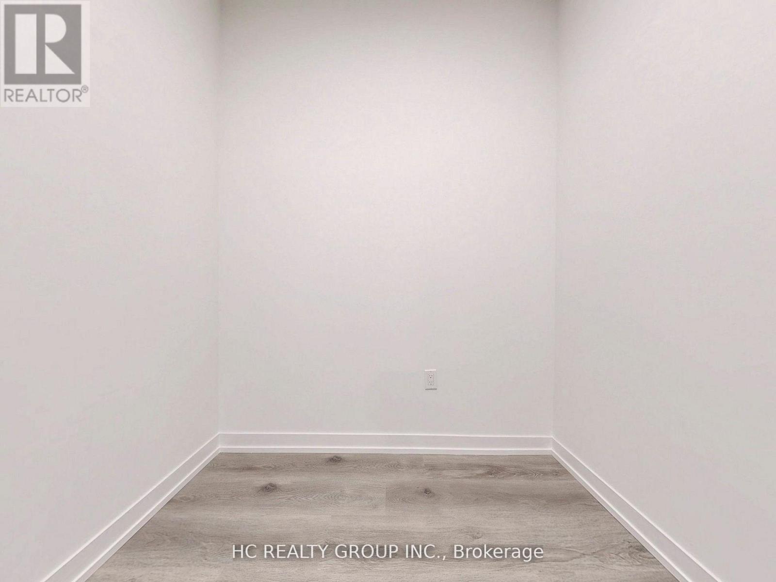 5715 - 225 Commerce Street, Vaughan, ON - Photo Showing Other Room