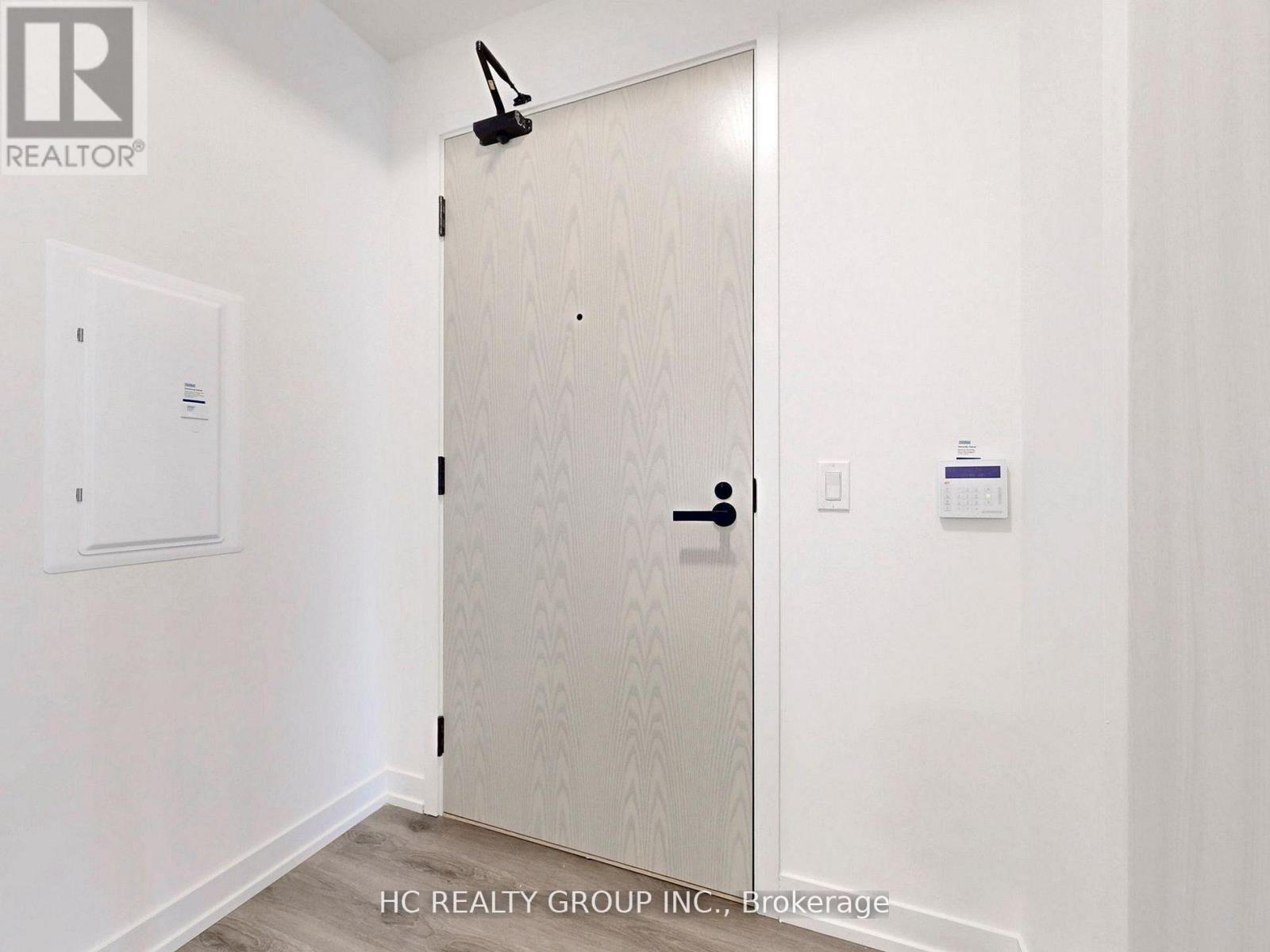 5715 - 225 Commerce Street, Vaughan, ON - Indoor Photo Showing Other Room