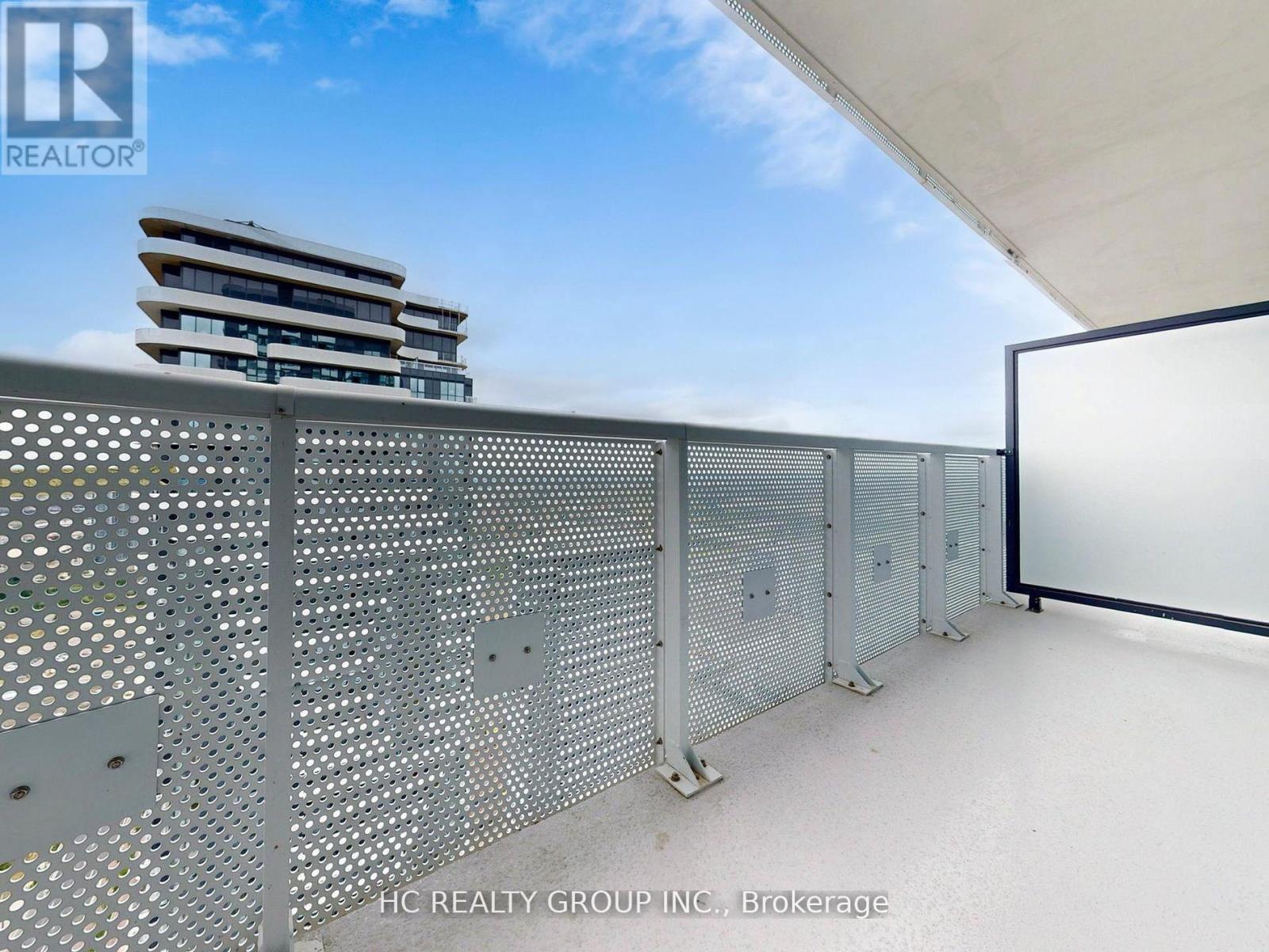 5715 - 225 Commerce Street, Vaughan, ON - Outdoor With Exterior