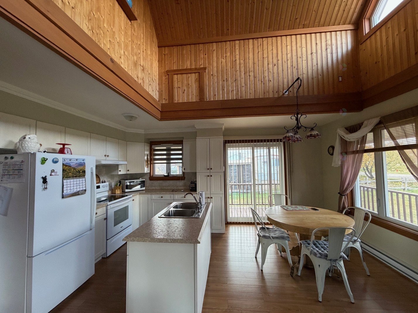 Kitchen - 40 7E Avenue E., Paspébiac, QC - Indoor Photo Showing Kitchen With Double Sink