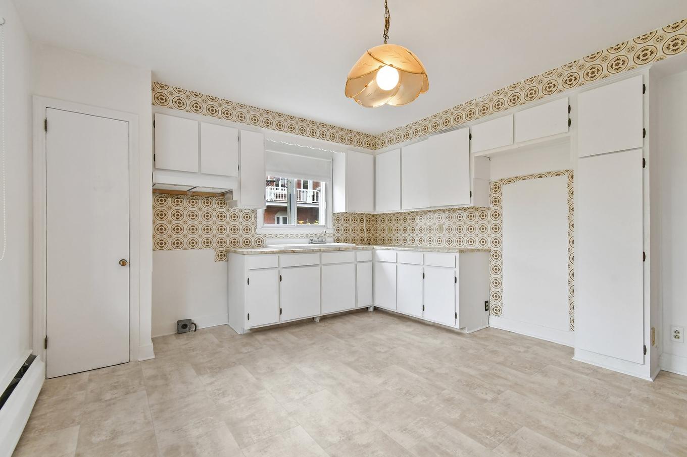 Cuisine - 5890Z Rue Chauveau, Montréal (Mercier/Hochelaga-Maisonneuve), QC - Indoor Photo Showing Kitchen