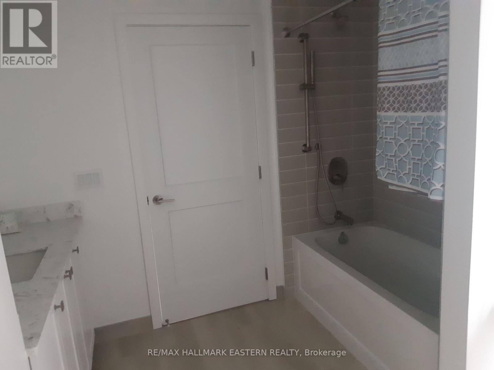 4 - 19 West Street N, Kawartha Lakes (Fenelon Falls), ON - Indoor Photo Showing Bathroom