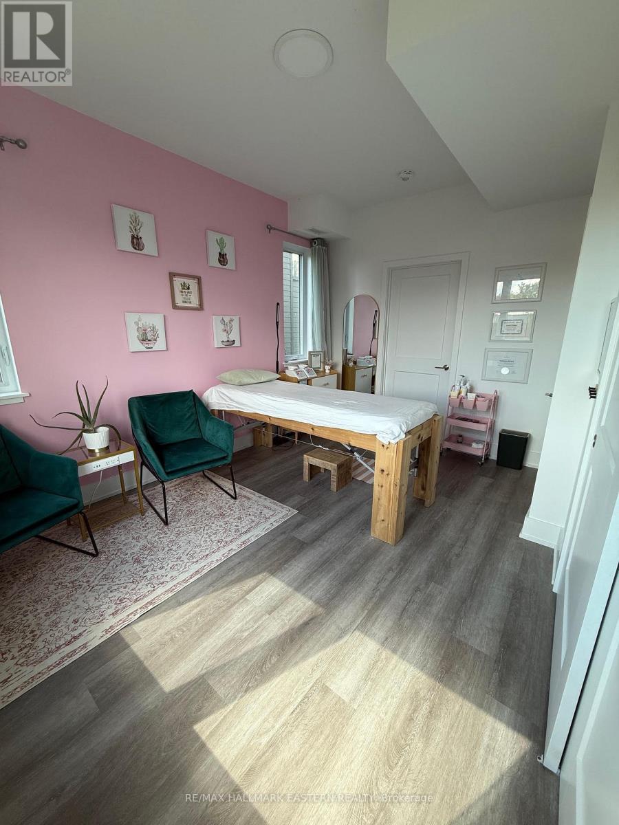 4 - 19 West Street N, Kawartha Lakes (Fenelon Falls), ON - Indoor Photo Showing Other Room