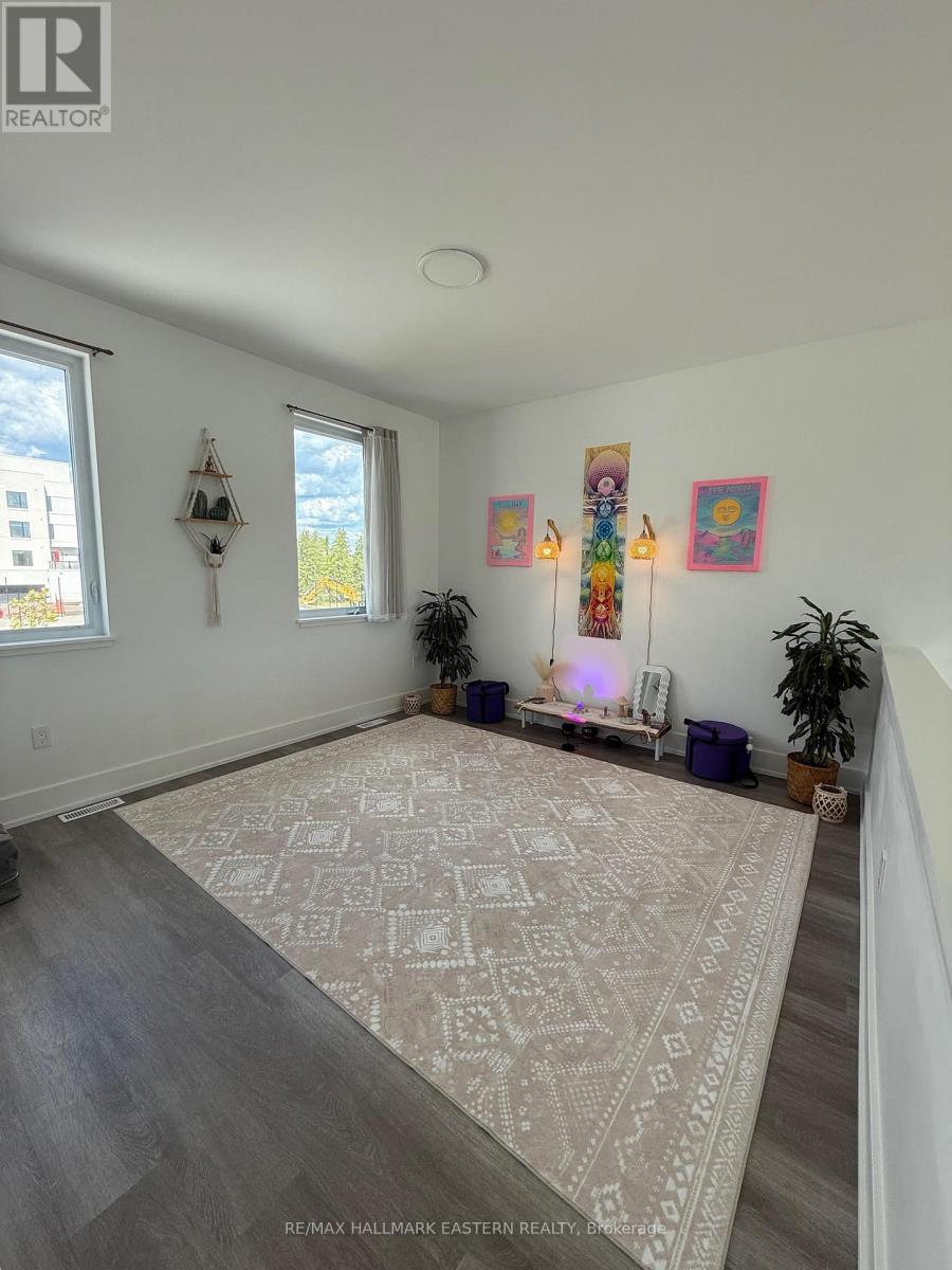 4 - 19 West Street N, Kawartha Lakes (Fenelon Falls), ON - Indoor