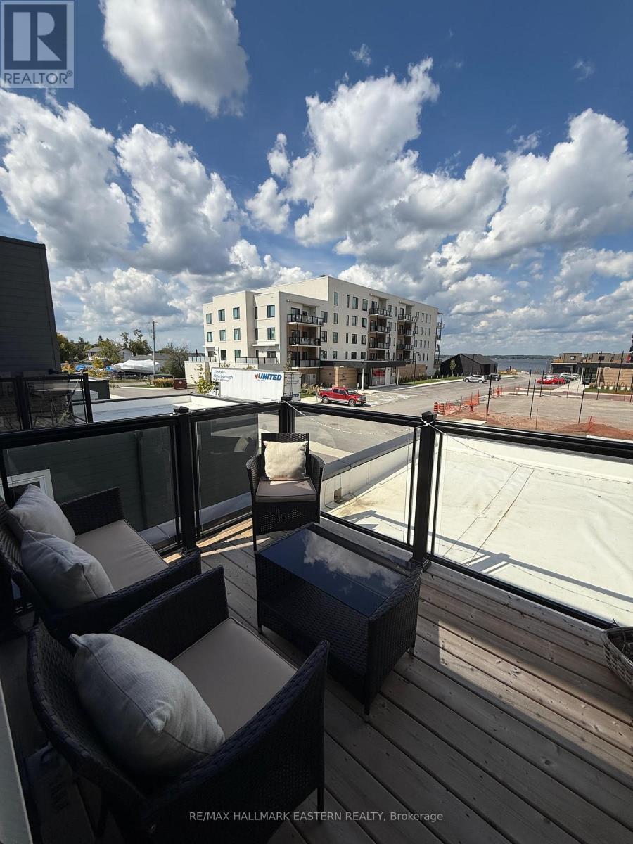 4 - 19 West Street N, Kawartha Lakes (Fenelon Falls), ON - Outdoor With View