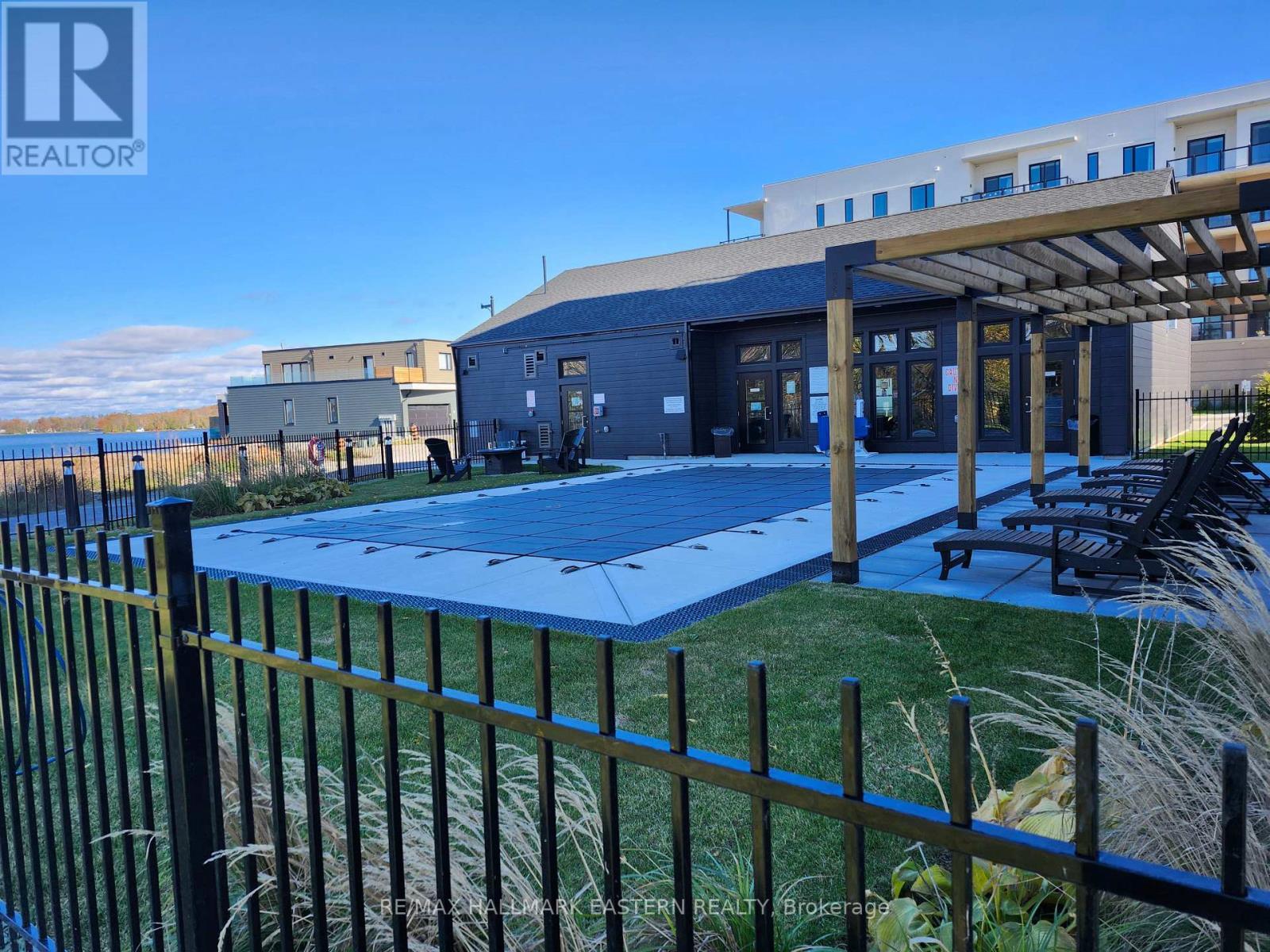 4 - 19 West Street N, Kawartha Lakes (Fenelon Falls), ON - Outdoor