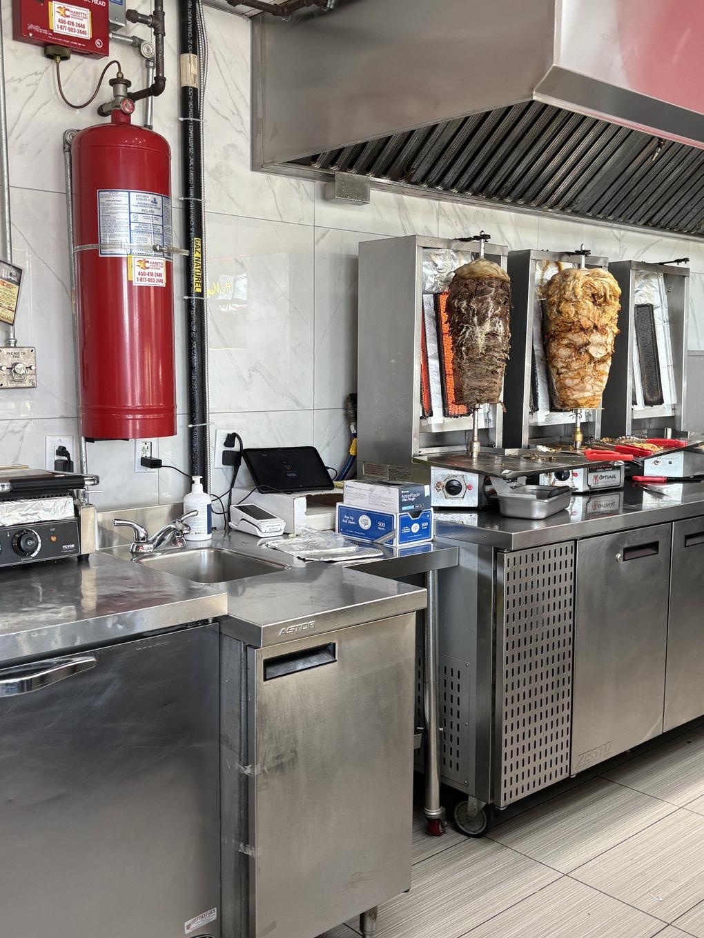 Kitchen - 120-1195 Rue Tremblay, Longueuil (Saint-Hubert), QC - Indoor