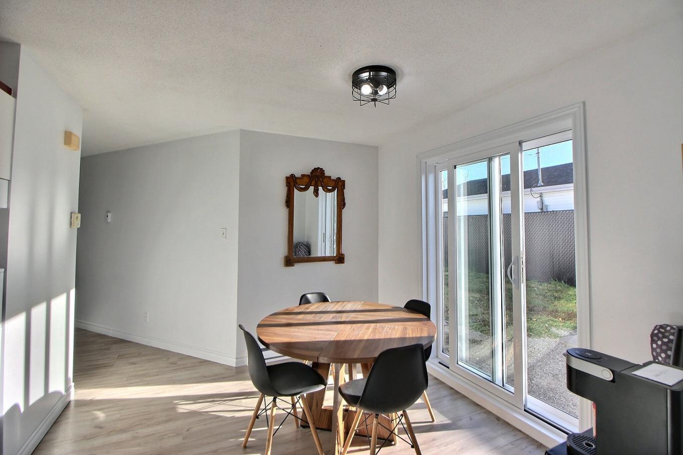 Dining room - 132 Rue Brouillan, Amos, QC - Indoor Photo Showing Dining Room