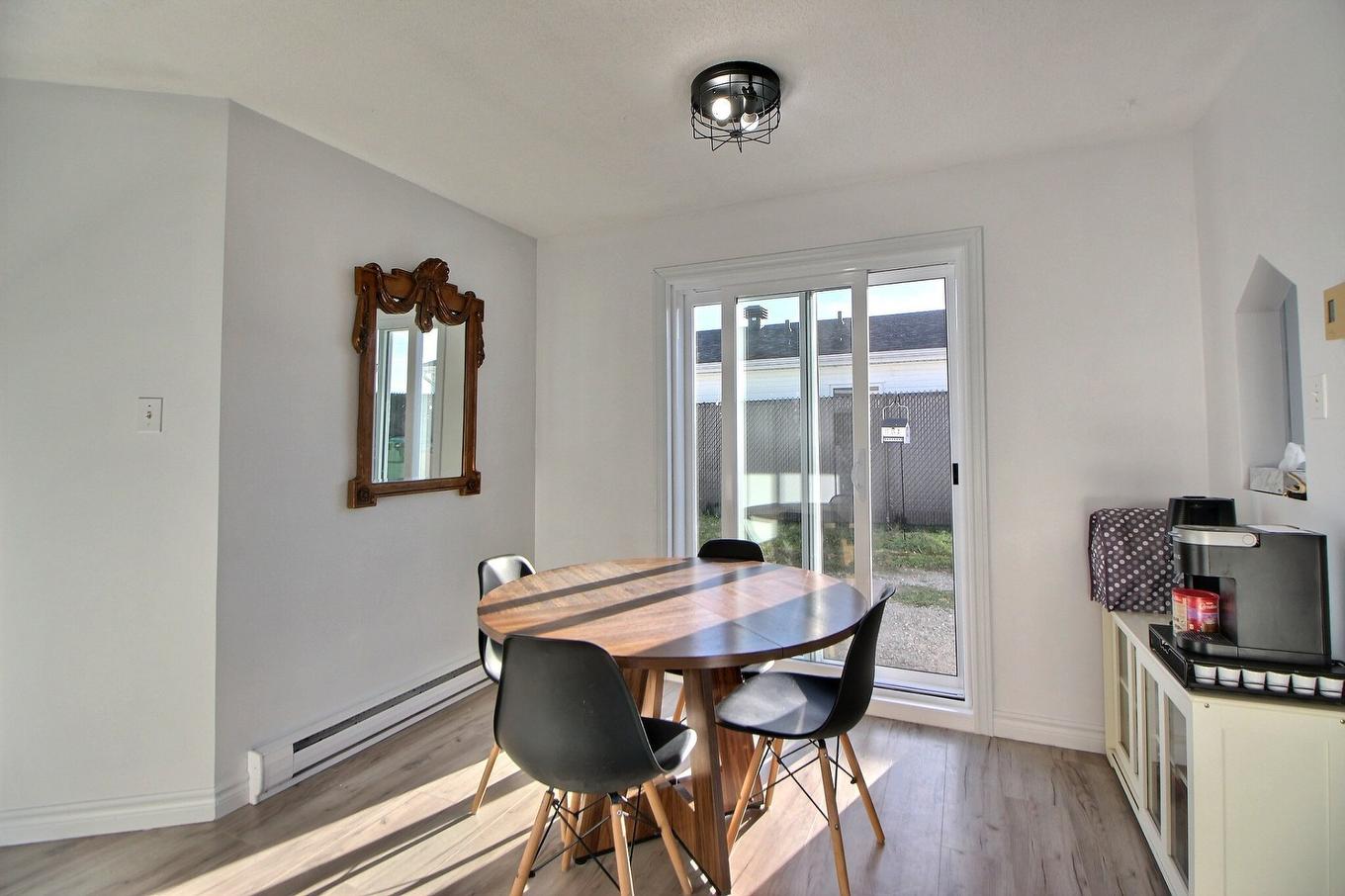 Dining room - 132 Rue Brouillan, Amos, QC - Indoor Photo Showing Dining Room