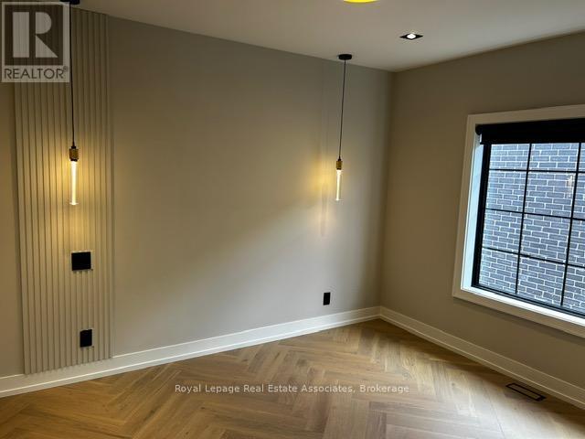 Bedroom 4 - 1006 Garrard Avenue, Mississauga, ON - Indoor Photo Showing Other Room