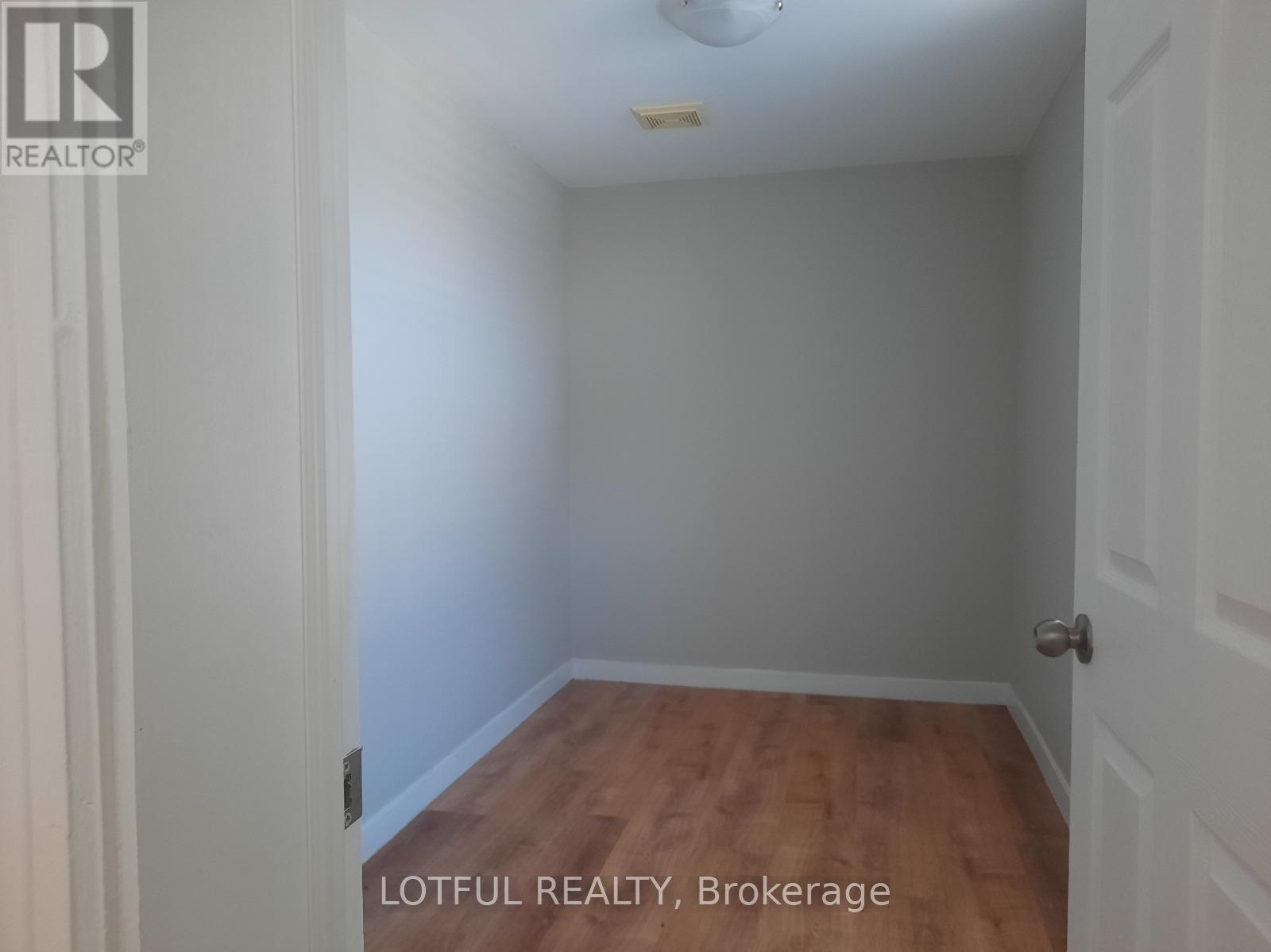 2 - 2084 Dundas Street, Edwardsburgh/Cardinal, ON - Indoor Photo Showing Other Room