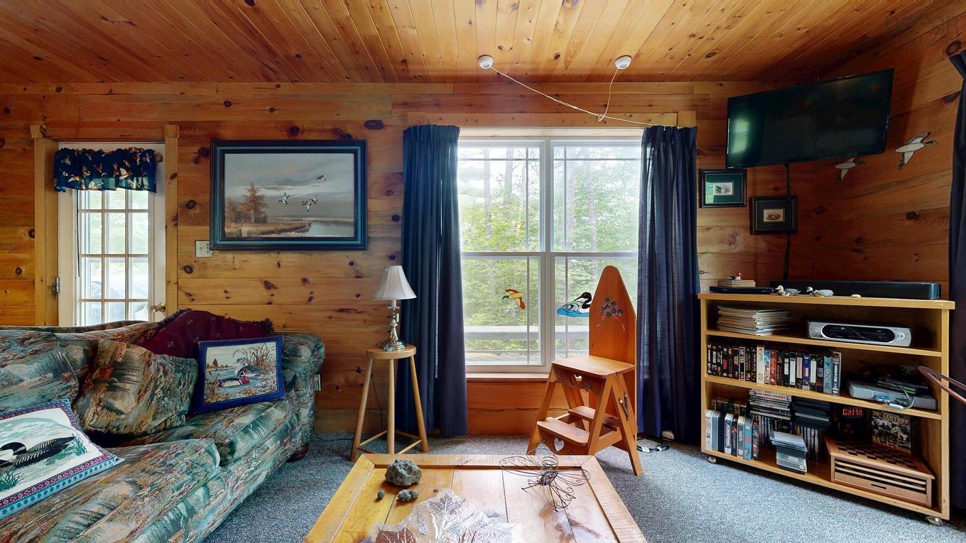 190 Chipman Lane, Waterloo Lake, NS