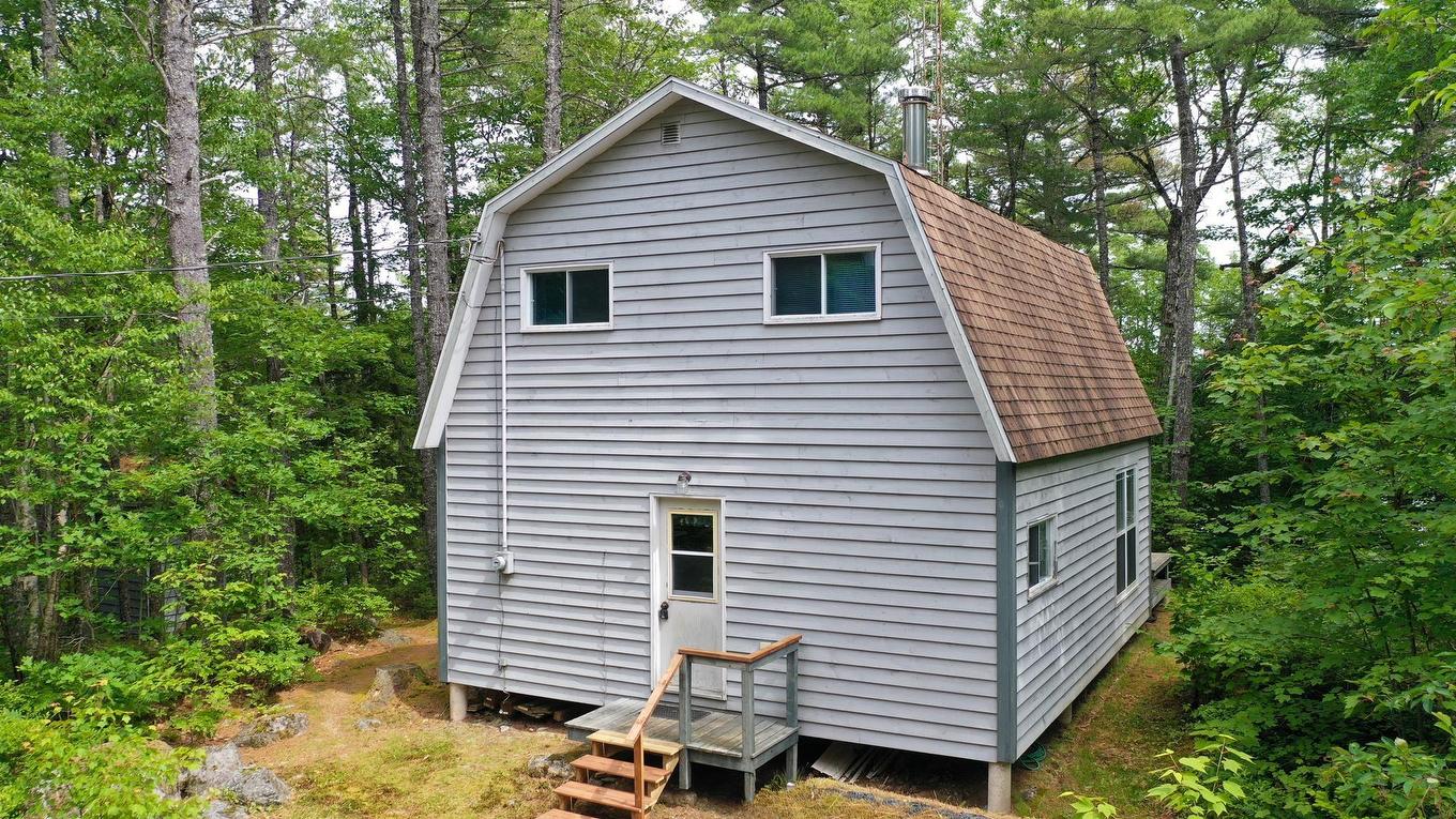 190 Chipman Lane, Waterloo Lake, NS