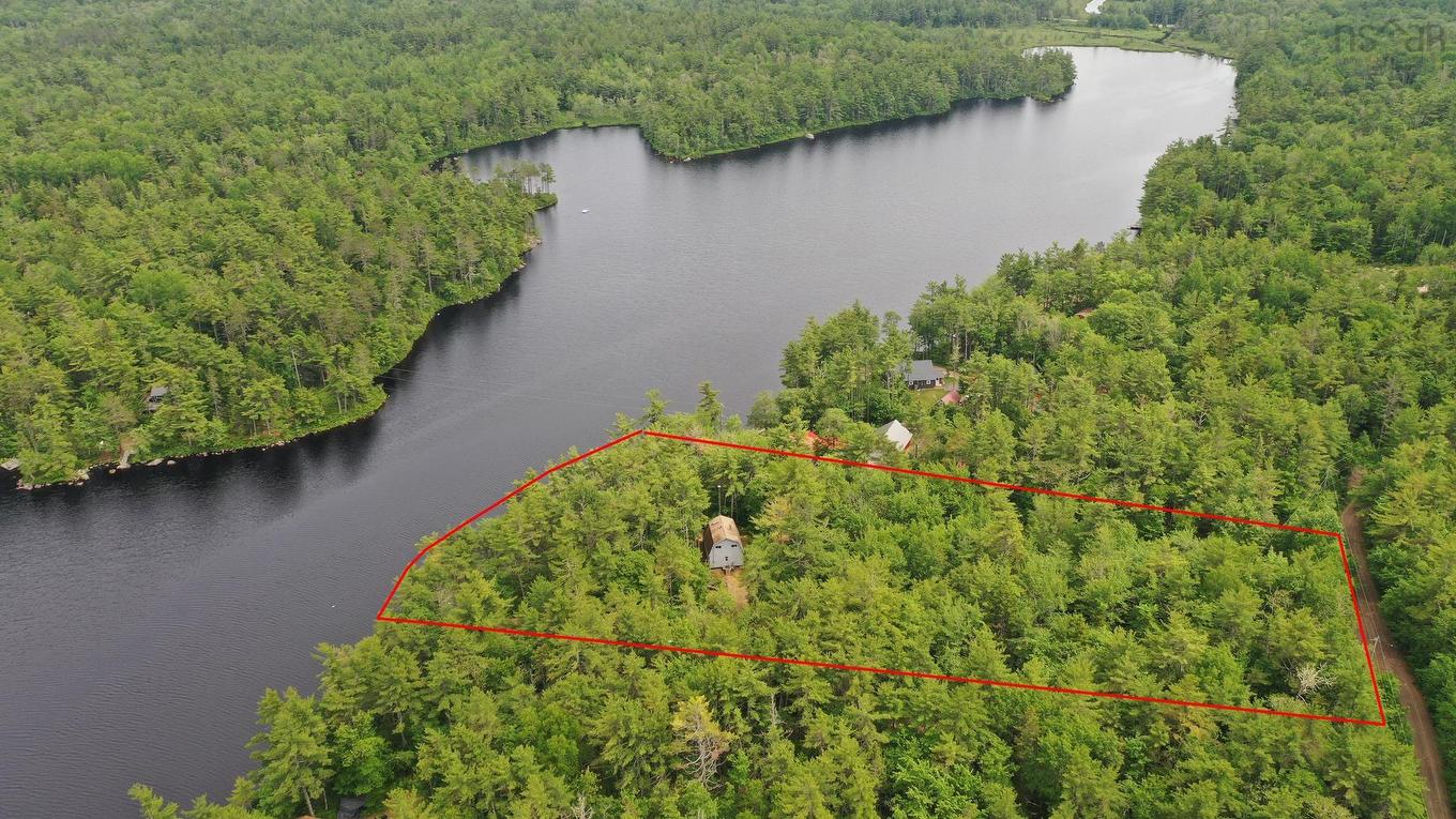 190 Chipman Lane, Waterloo Lake, NS