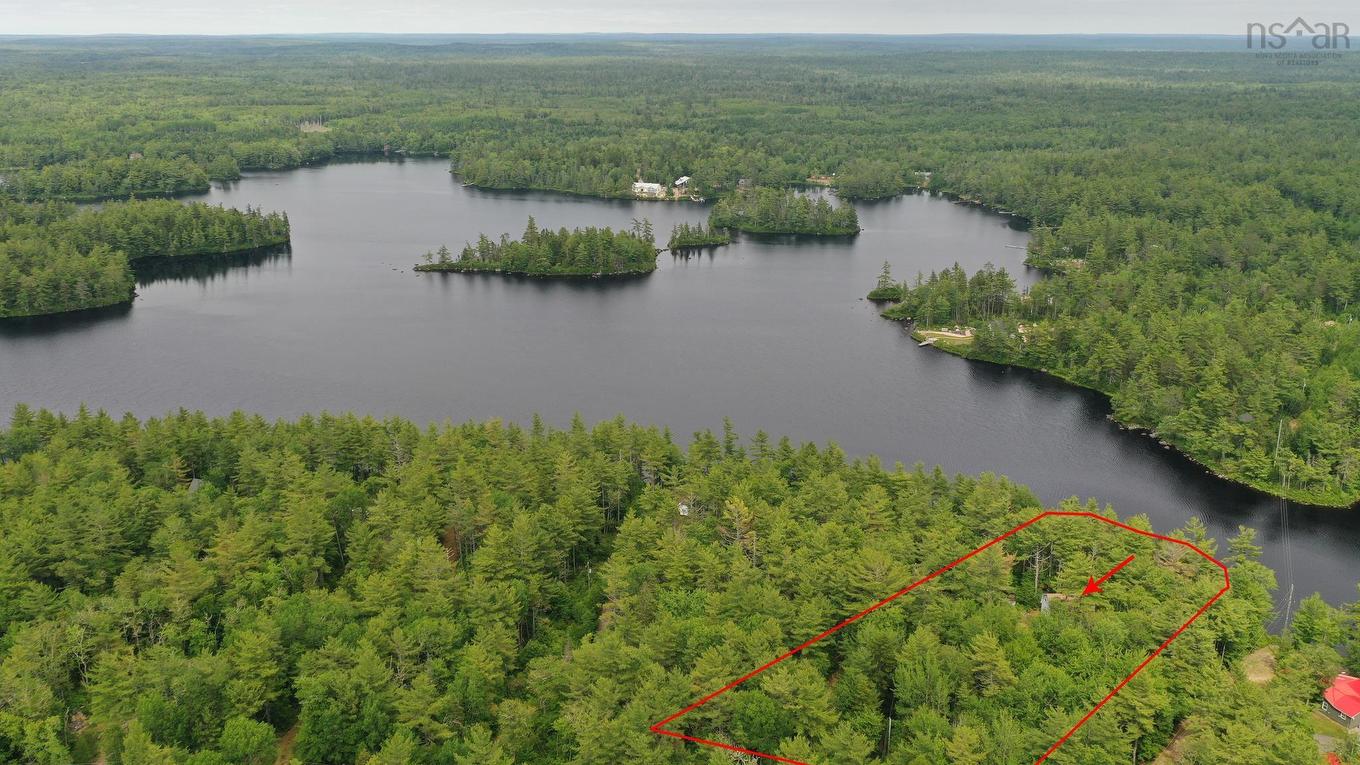 190 Chipman Lane, Waterloo Lake, NS