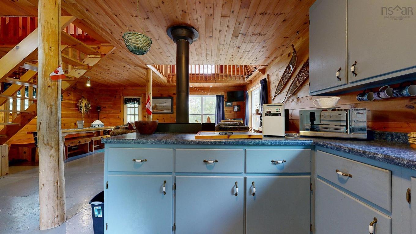 190 Chipman Lane, Waterloo Lake, NS