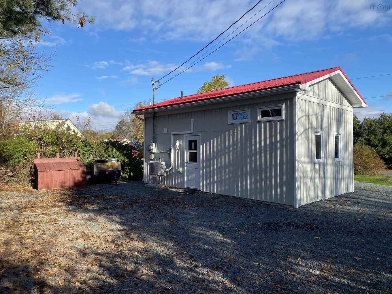 52 Wolfe Street, Liverpool, NS